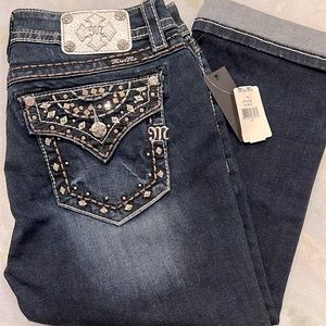 MissMe Jeans - never worn - size 31 - signature cuffed capri